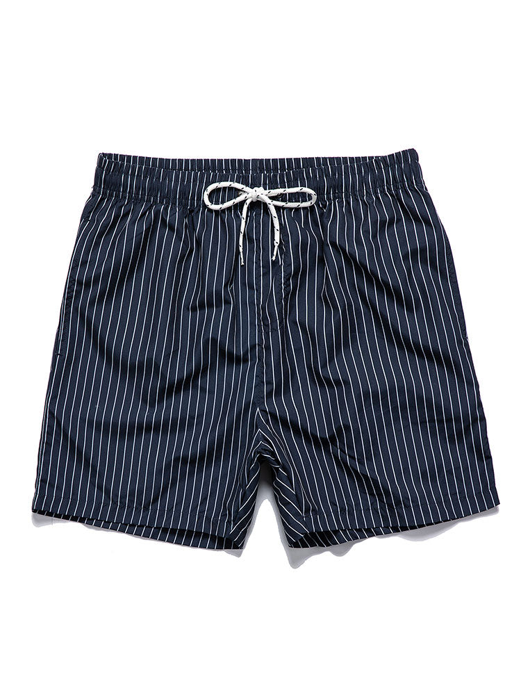 Hemd im Leinen-Look mit kurzen Ärmeln und gestreifte Shorts zum Schwimmen