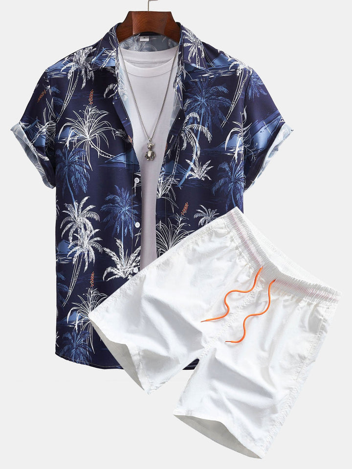 Hemd mit Palmenmuster und Shorts zum Schwimmen