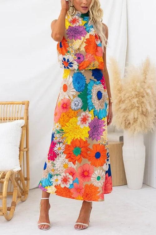 Sommer | Ärmloses Maxikleid mit Bindeband am Hals, taillierter Schnitt, Blumendruck