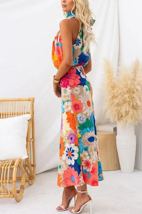 Sommer | Ärmloses Maxikleid mit Bindeband am Hals, taillierter Schnitt, Blumendruck