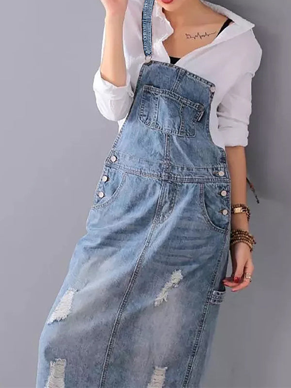 Frayla™ – Abgenutztes Jeanskleid mit Schlitz hinten