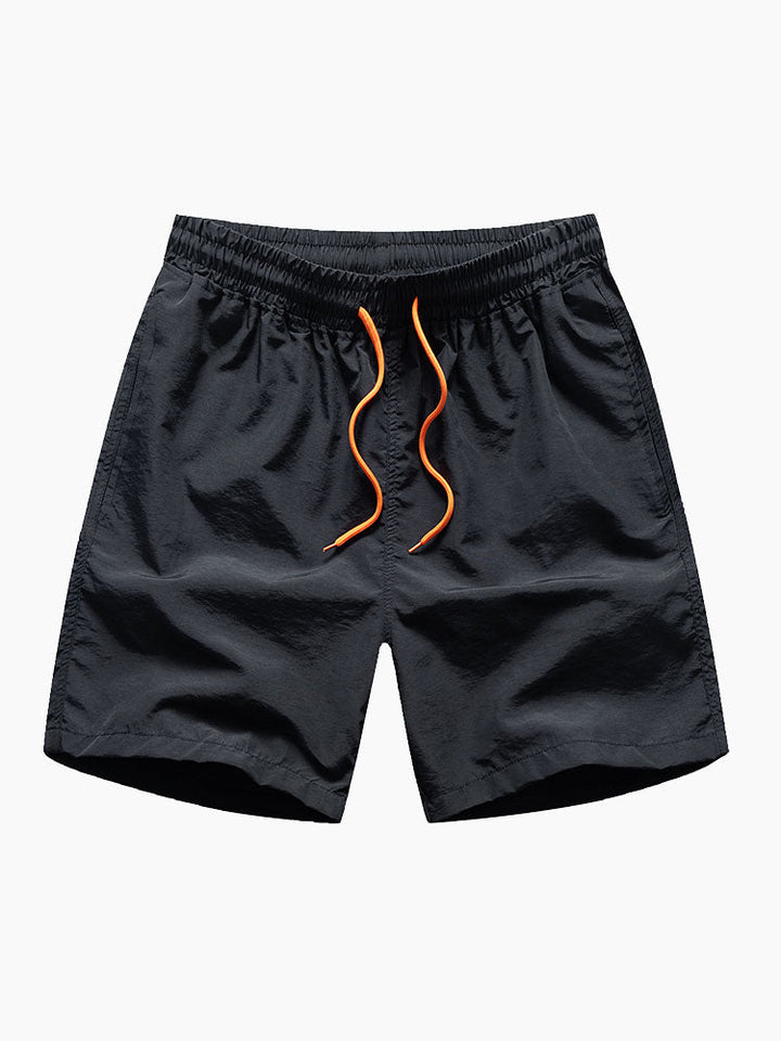 Hemd mit Palmenmuster und Shorts zum Schwimmen