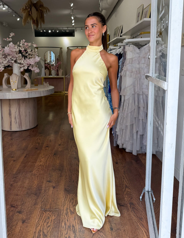 Sommerfeld | Elegantes Satin-Maxikleid mit Halter-Ausschnitt