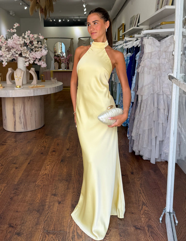 Sommerfeld | Elegantes Satin-Maxikleid mit Halter-Ausschnitt