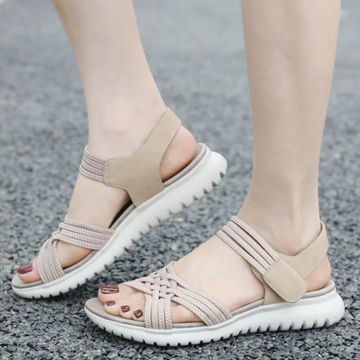 Sommerfeld | Leichte Komfortsandalen mit elastischem Halt