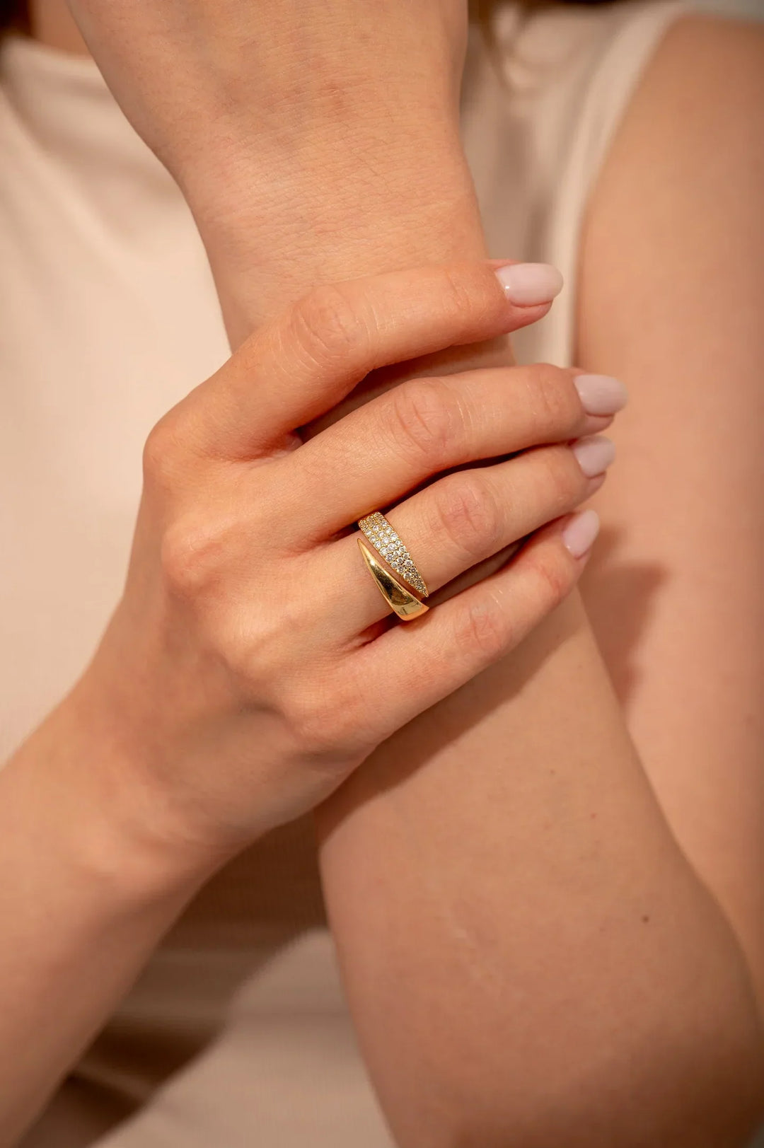 Sommerfeld | Eleganter Goldring mit funkelnden Steinen (1 kaufen, 1 gratis dazu)