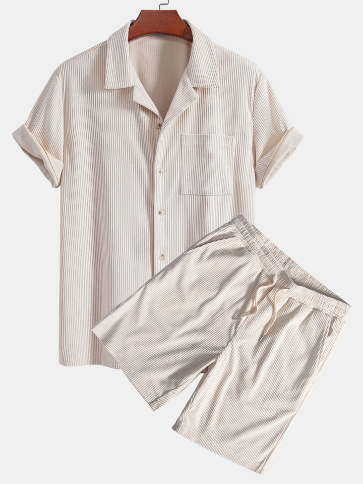 Kurzärmeliges Corduroy Kubanisches Hemd & Shorts