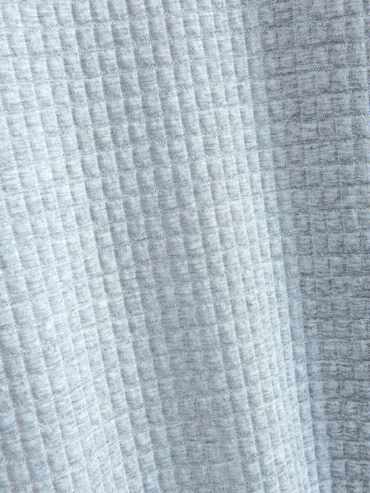 Kurzärmeliges Waffel-T-Shirt mit abgerundetem Saum & Shorts
